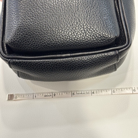 DKNY Zorie Sling Bag in Black R41AED77-BDG - Picture 14 of 16